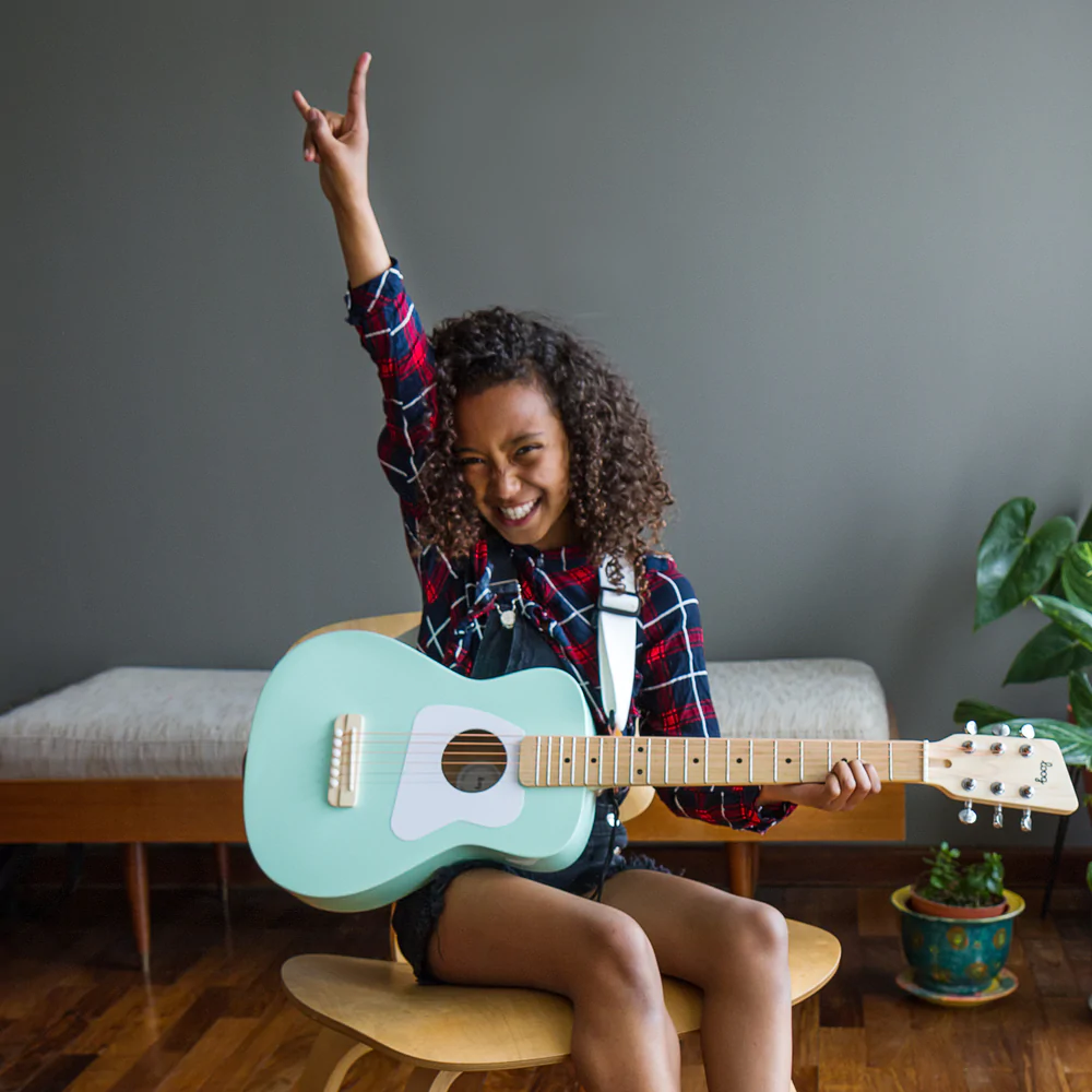 Loog Pro Acoustic  Age 6-8+