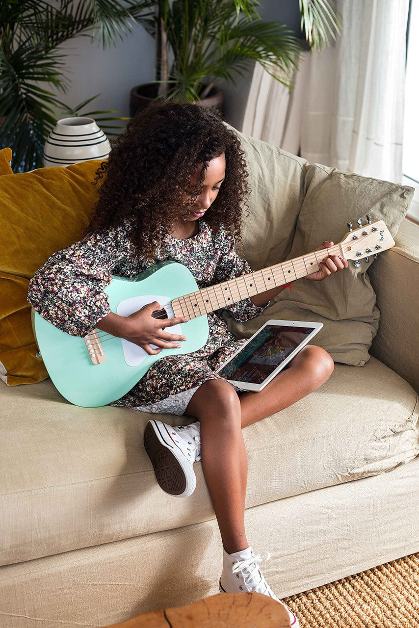Loog Pro VI Acoustic Ages 12+